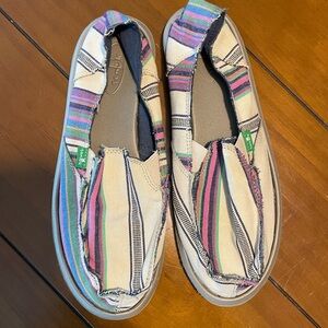 Sanuk Slide Ons